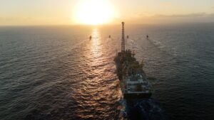 Petrobras recebe P-78 no pré-sal e produção em Búzios pode crescer 20%